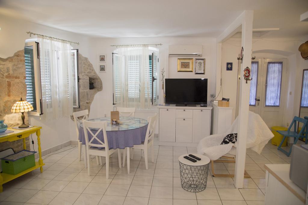 Apartment Pina Спліт Екстер'єр фото